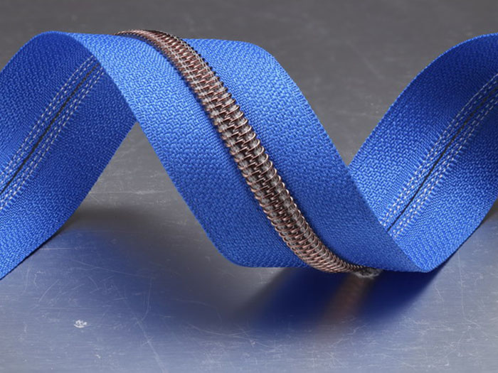 No.5 Anti-Copper Nylon Long Chain Zipper